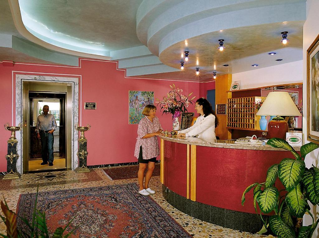 Hotel Miramare Bibione Exteriör bild